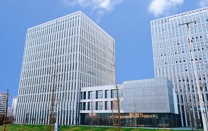 鸿门开门业铝合金室内门技术优势与结构设计解析