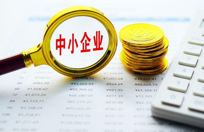 室内套装门行业新趋势：铝合金房门与木门定制工艺对比分析
